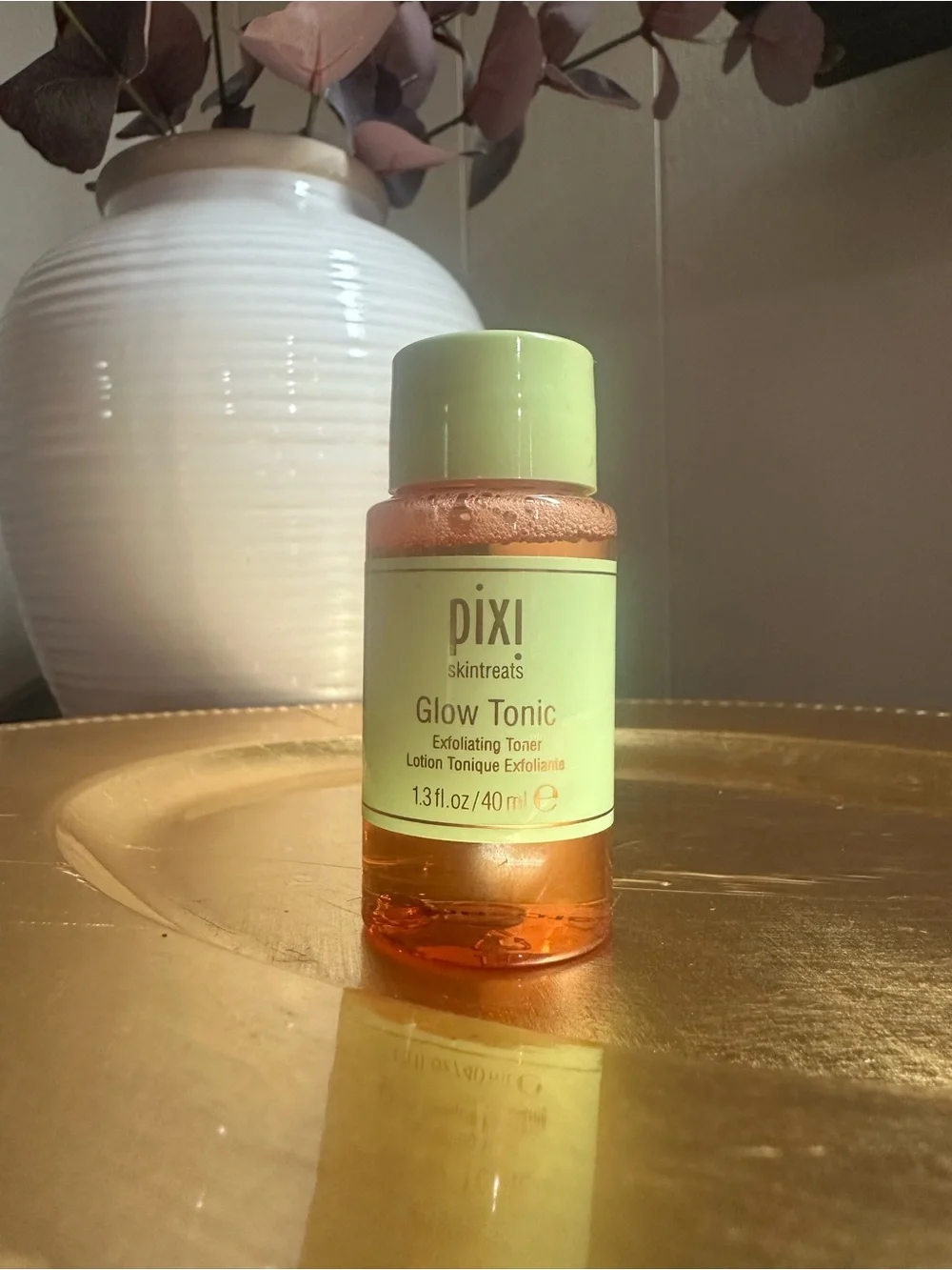Charlotte Tilbury Glowgasam Pink & Cream Eyeshadow Quad with Pixi Green Skincare